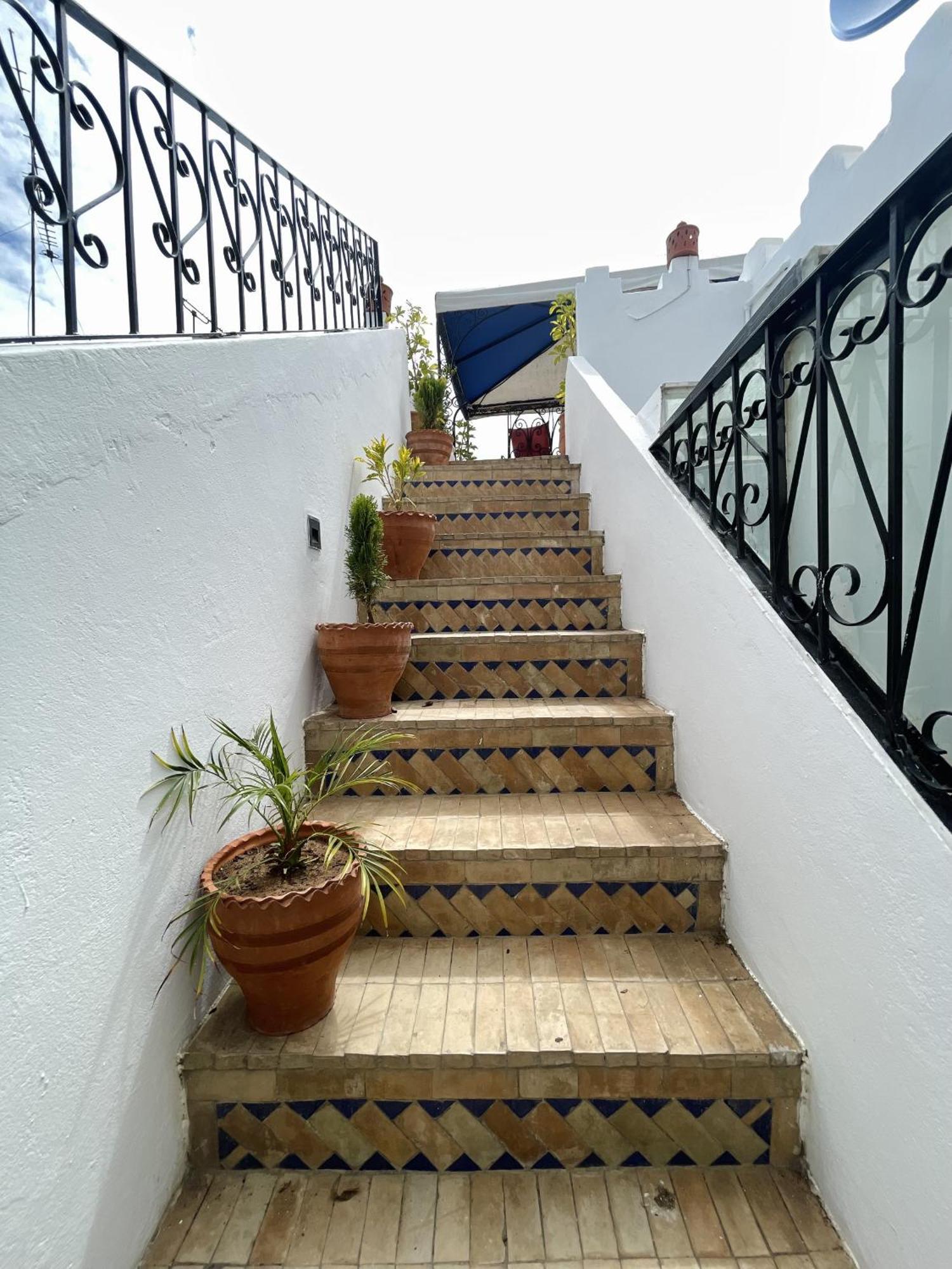 Dar Chefchaouen - Jebha Room Tangier Bagian luar foto