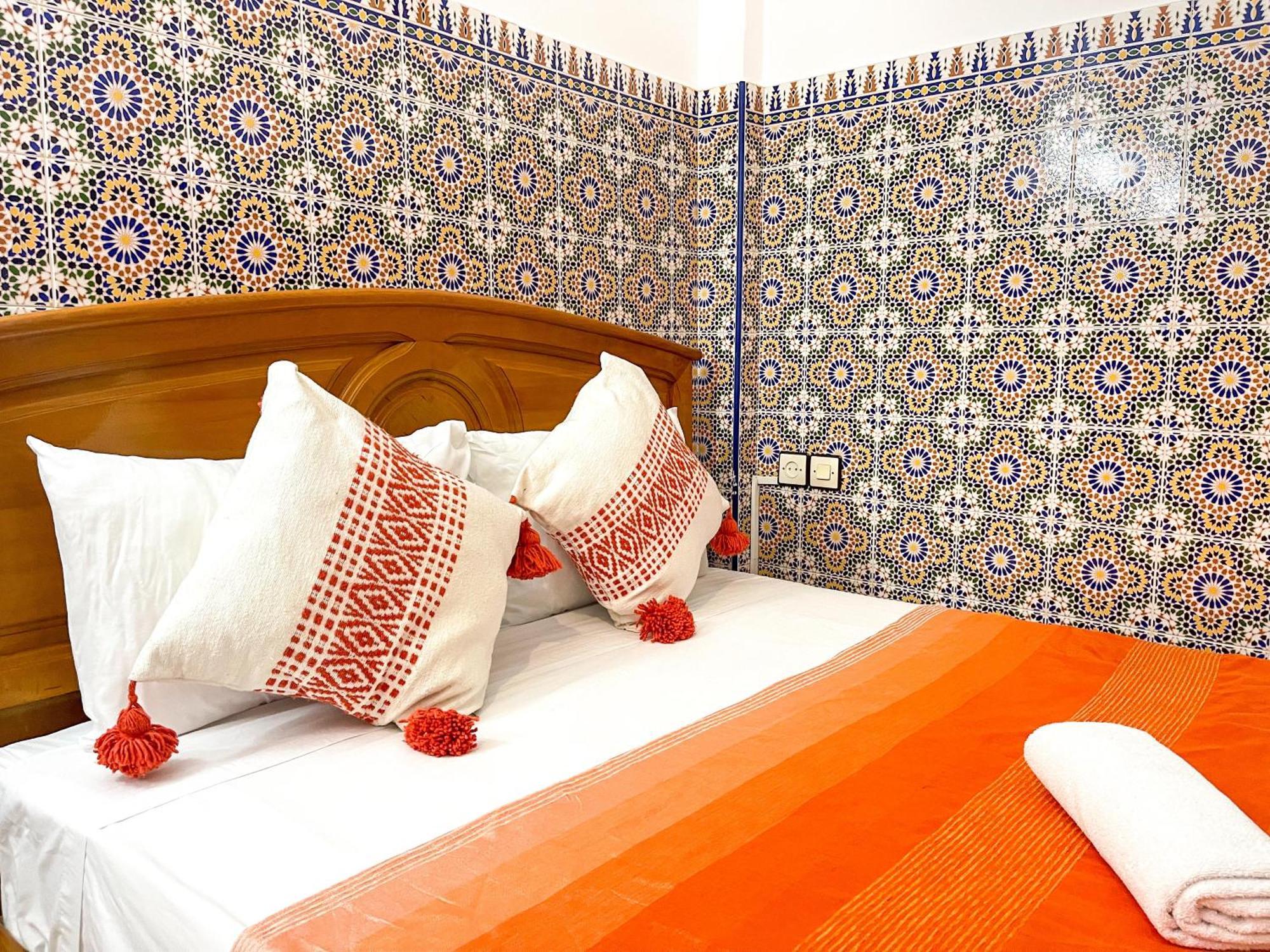 Dar Chefchaouen - Jebha Room Tangier Bagian luar foto